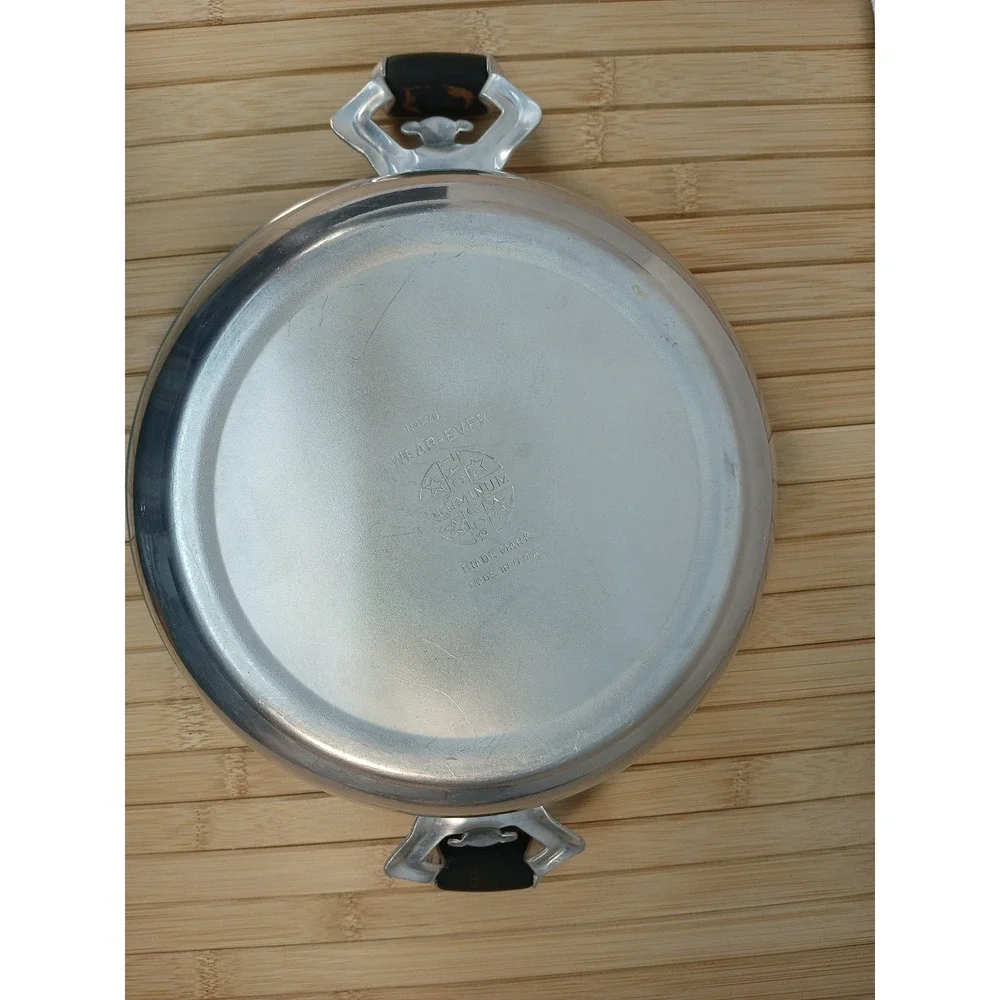 Vintage Wear-Ever No 170 Aluminum Dutch Oven Casserole Pot with Lid Made in USA